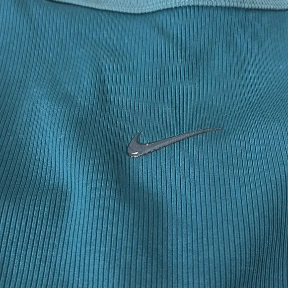 Women’s 2XL Bra/Tank - Picture 5 of 6